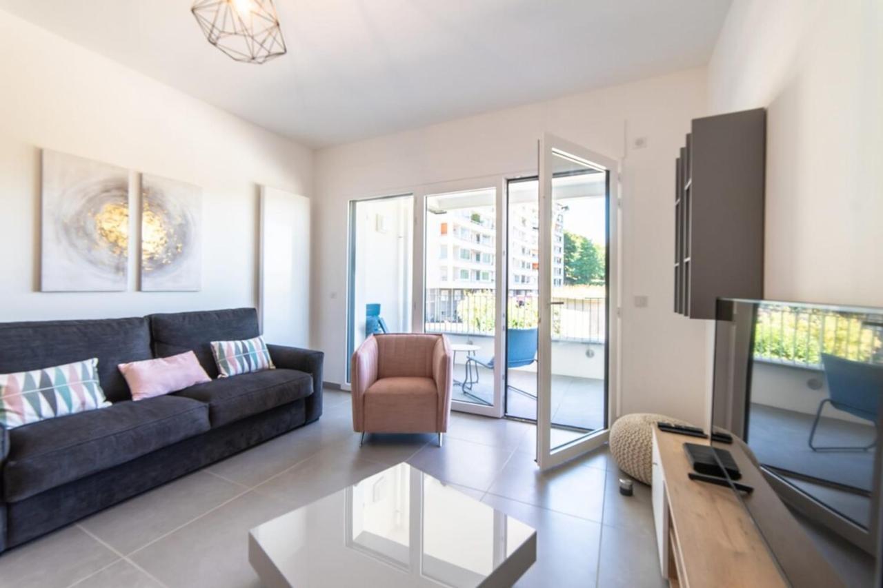 Apartment Close To The Old Town And The Lake Annecy Luaran gambar